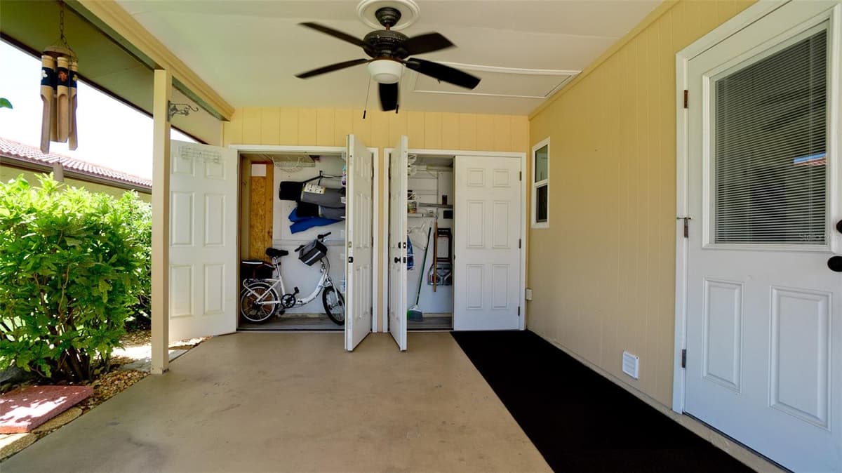 3305 NOTRE DAME PLACE — photo 3 of 43