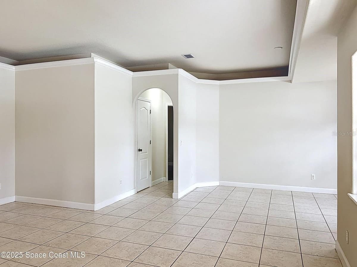 1582 PENTAX AVENUE — photo 8 of 26