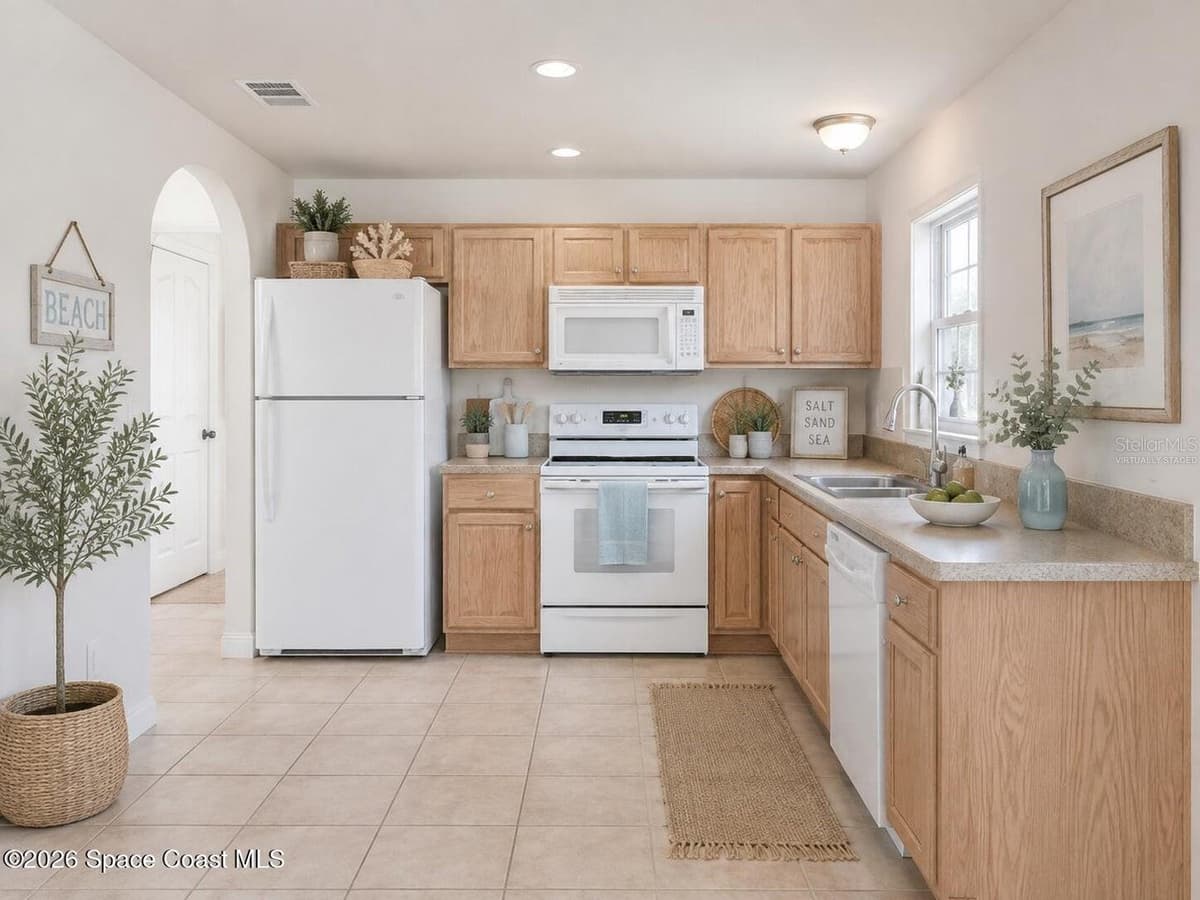 1582 PENTAX AVENUE — photo 3 of 26