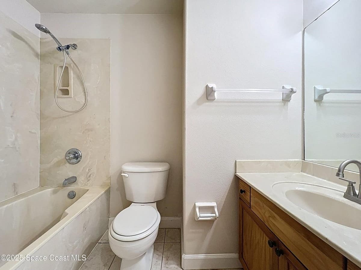 1582 PENTAX AVENUE — photo 21 of 26