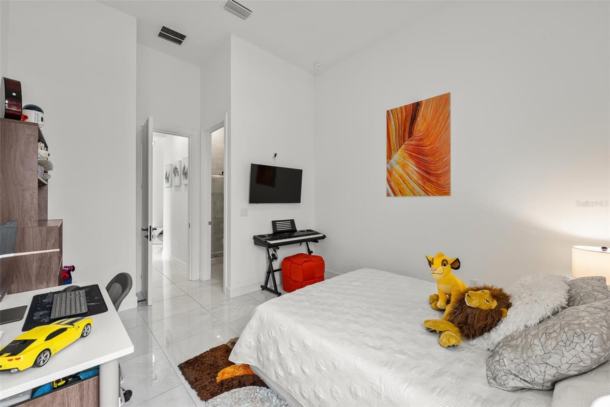 34135 TOMPION WAY — photo 69 of 100