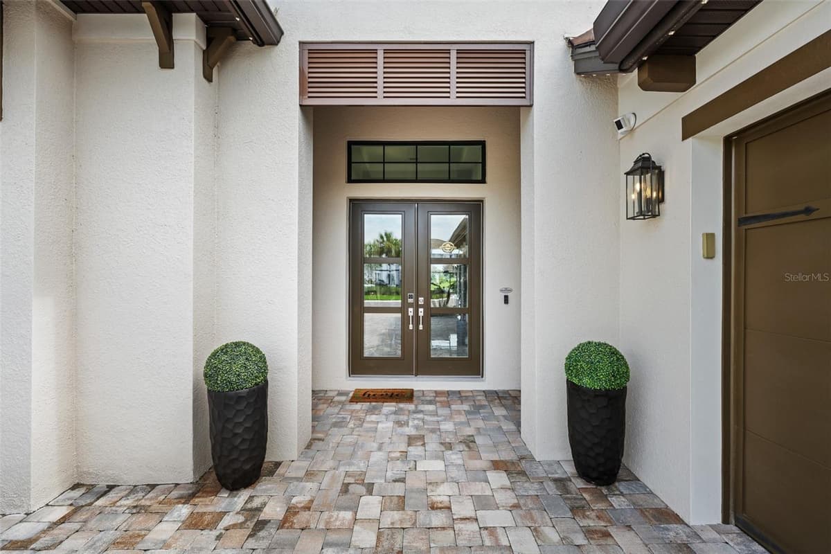 34135 TOMPION WAY — photo 5 of 100