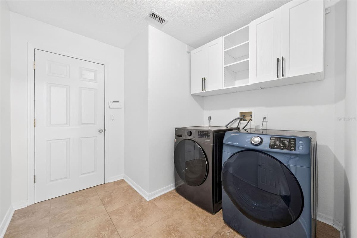 630 RIOMAR AVENUE — photo 29 of 35