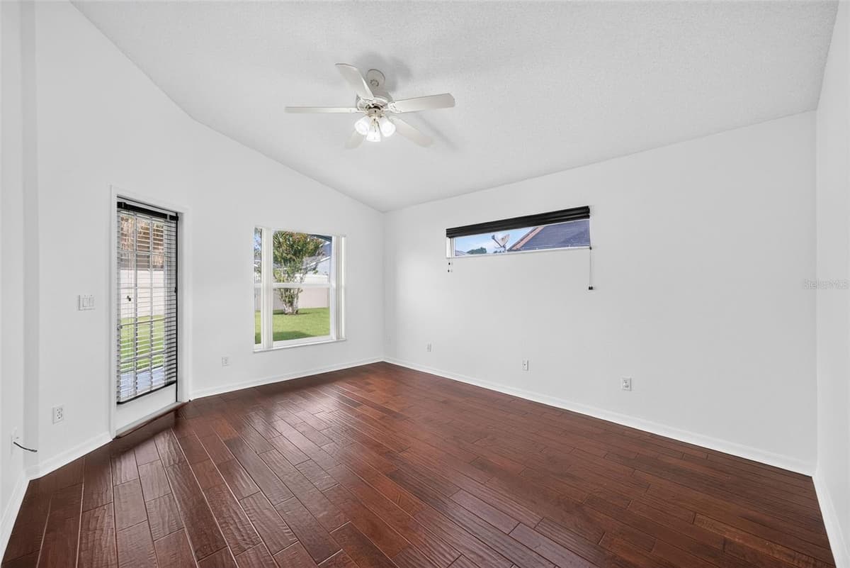 630 RIOMAR AVENUE — photo 19 of 35