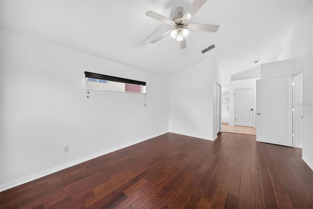 630 RIOMAR AVENUE — photo 21 of 35