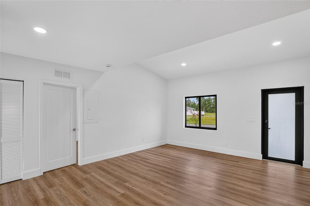 12959 35TH CIRCLE — photo 18 of 18