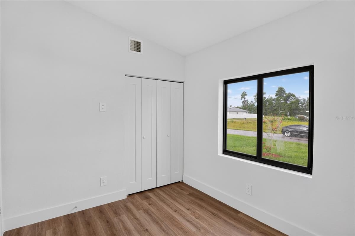 12959 35TH CIRCLE — photo 7 of 18