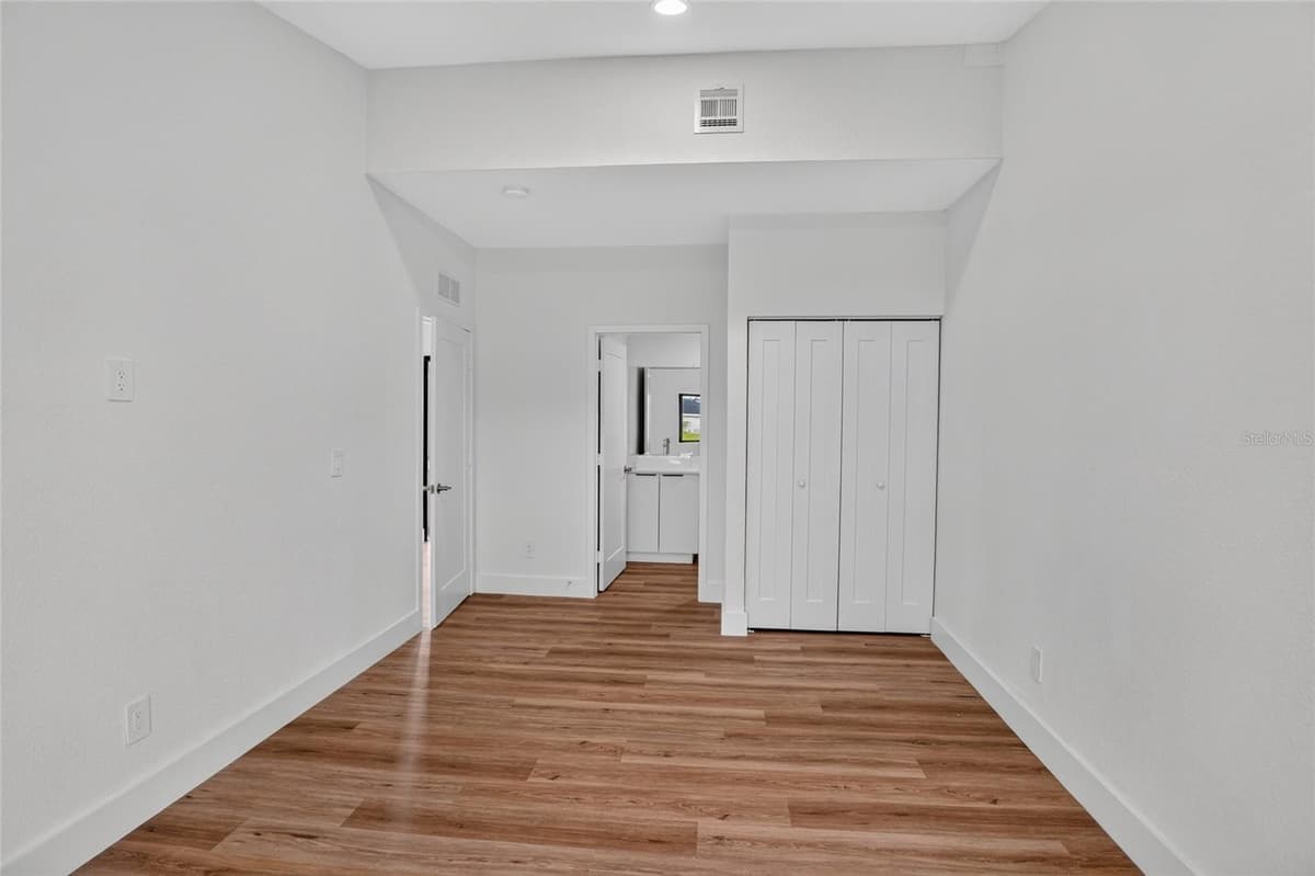 12959 35TH CIRCLE — photo 15 of 18