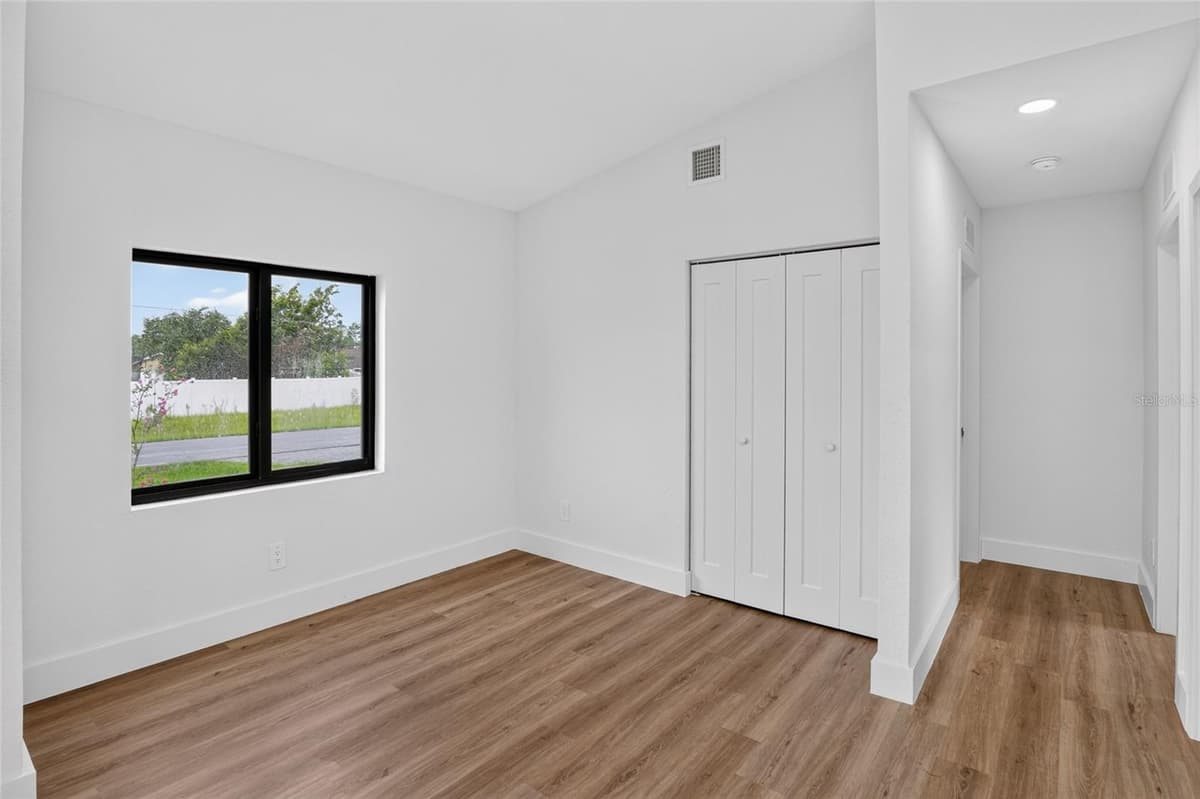12959 35TH CIRCLE — photo 17 of 18