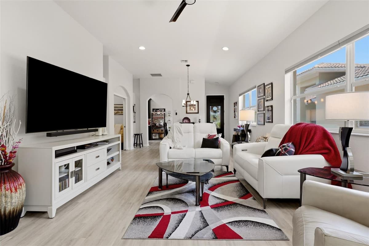 1071 TOPELIS DRIVE — photo 17 of 71