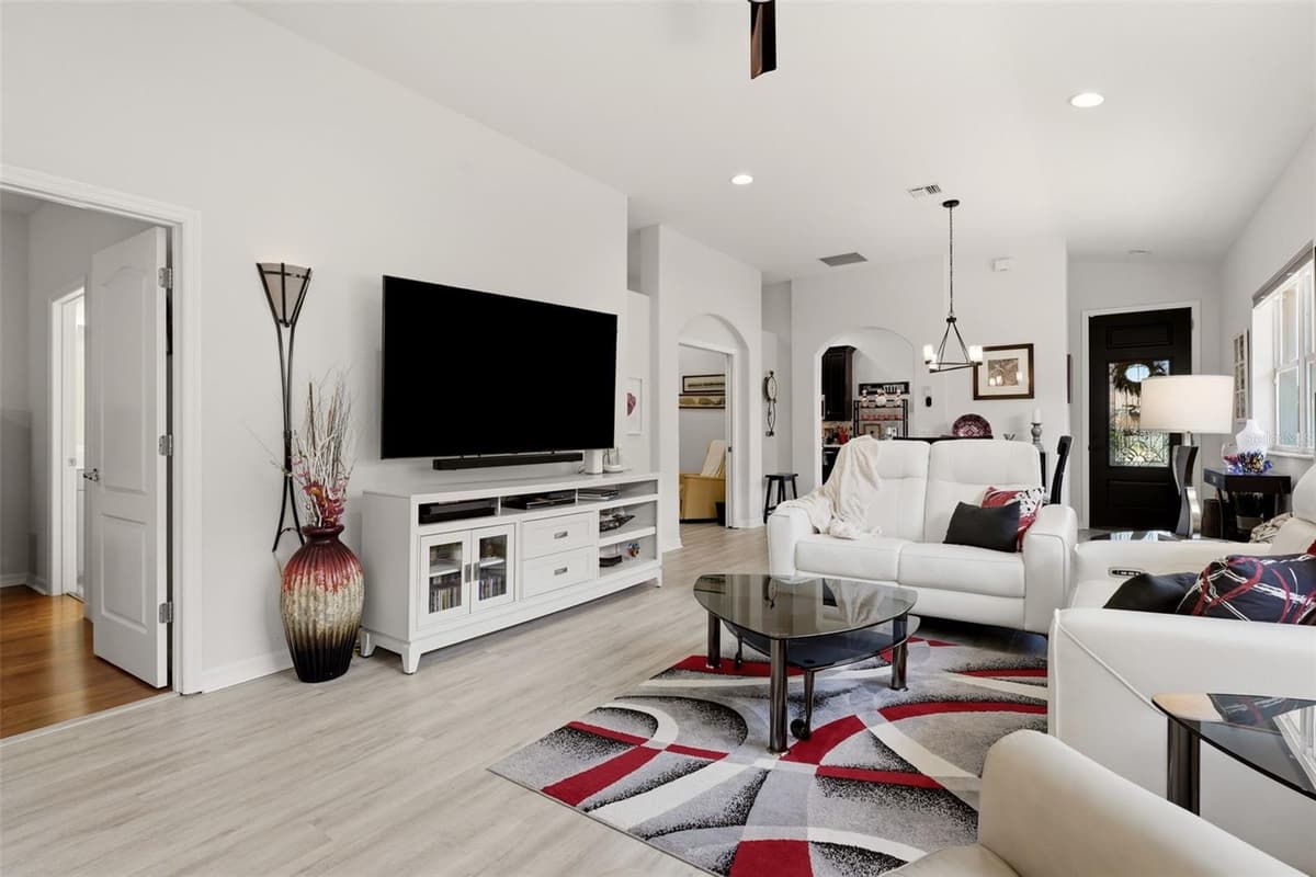 1071 TOPELIS DRIVE — photo 16 of 71