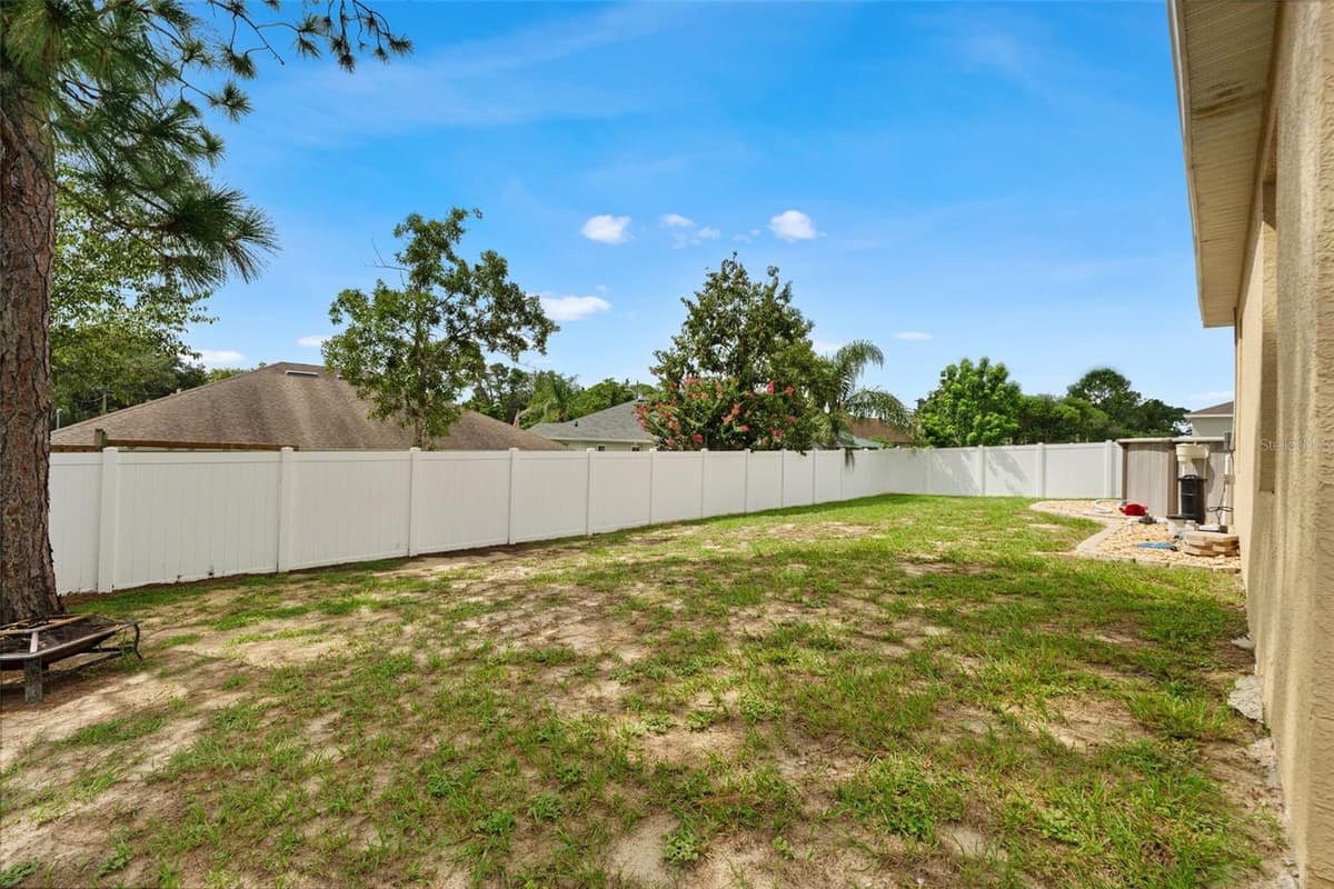 4416 DIOR ROAD — photo 15 of 46