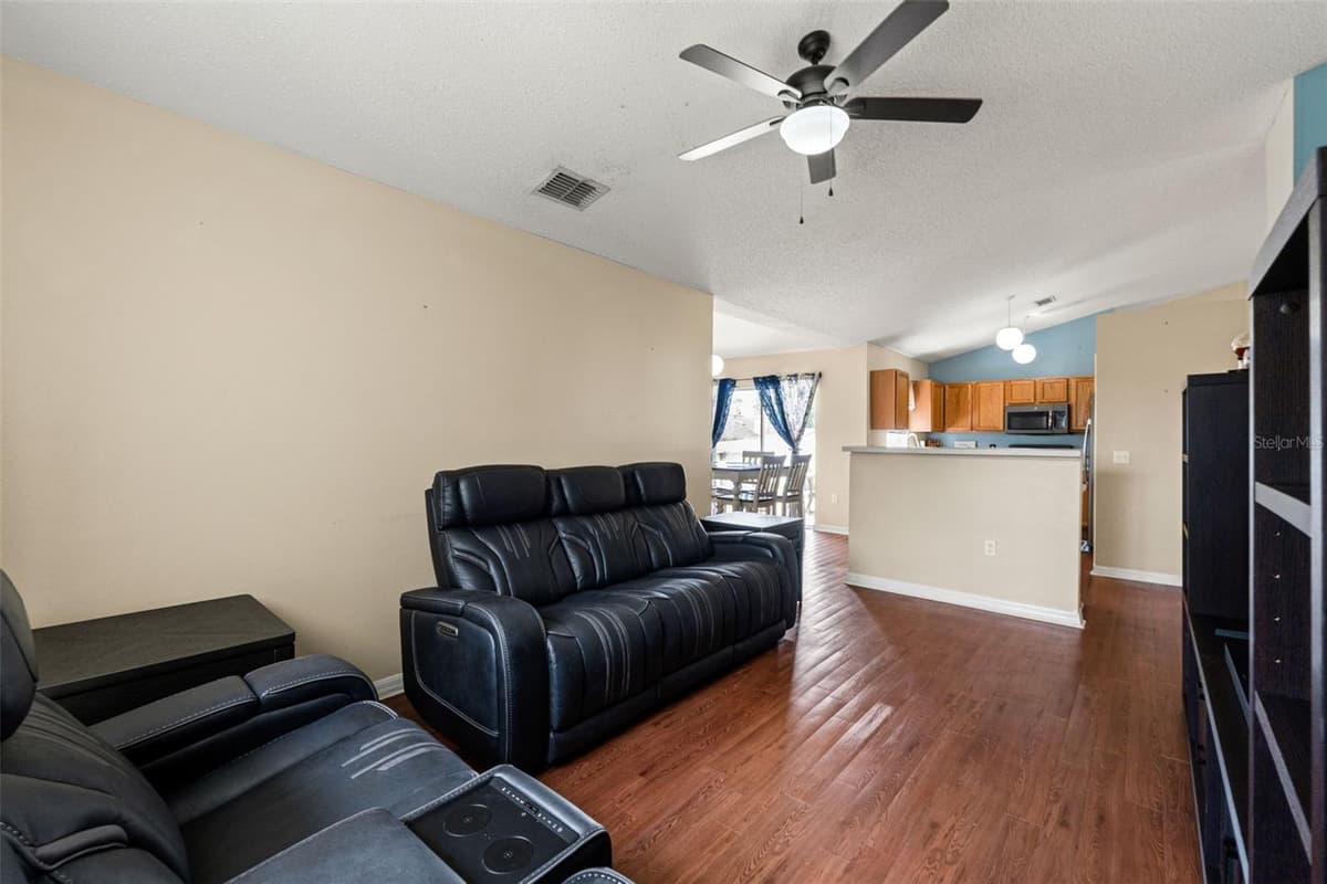 4416 DIOR ROAD — photo 32 of 46