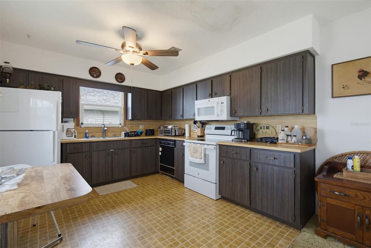 21 CUNNINGHAM DRIVE — photo 19 of 56