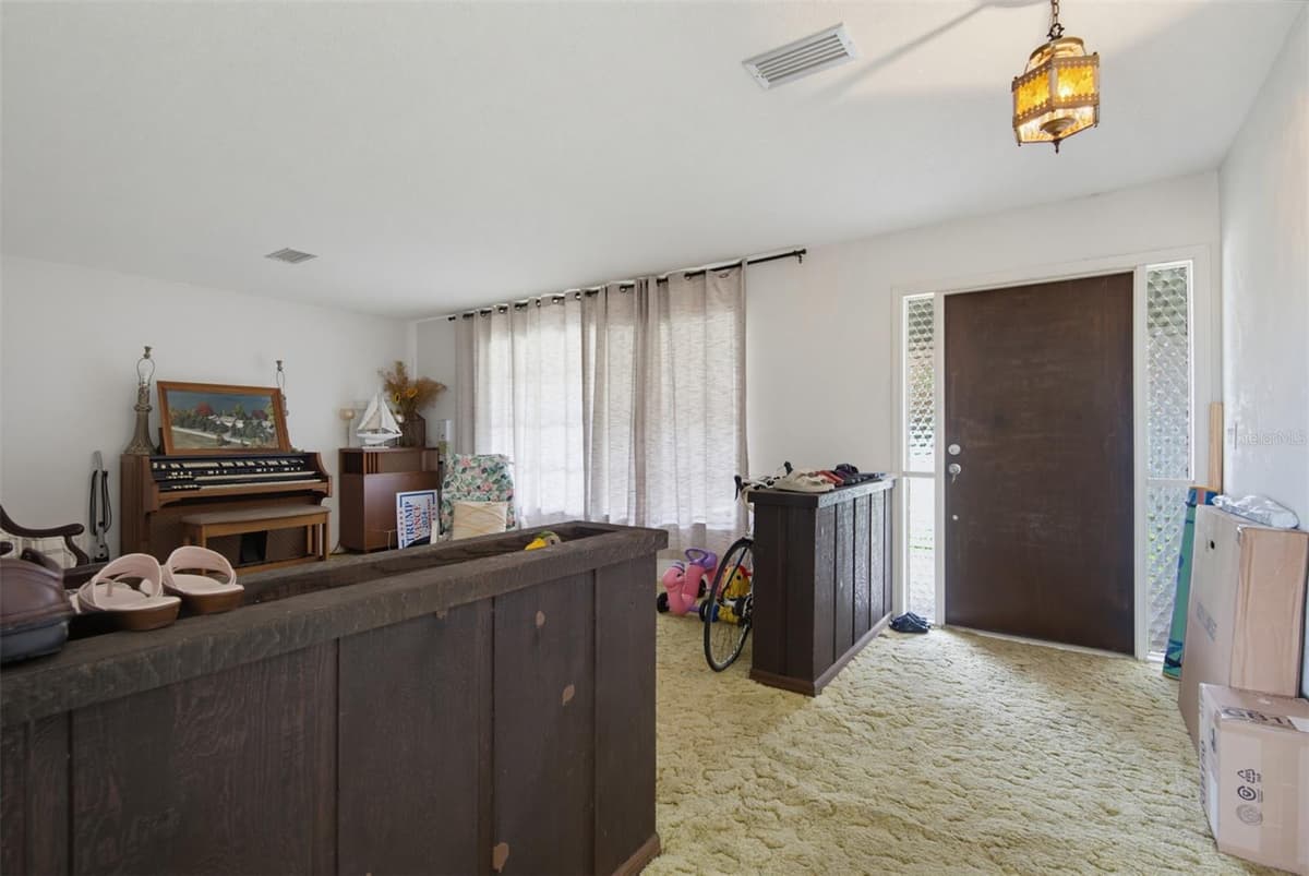 21 CUNNINGHAM DRIVE — photo 10 of 56