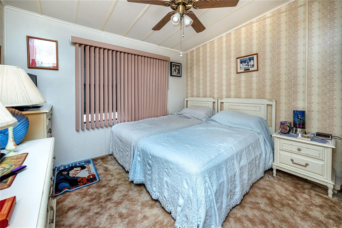 6821 AMERICANA DRIVE — photo 25 of 59