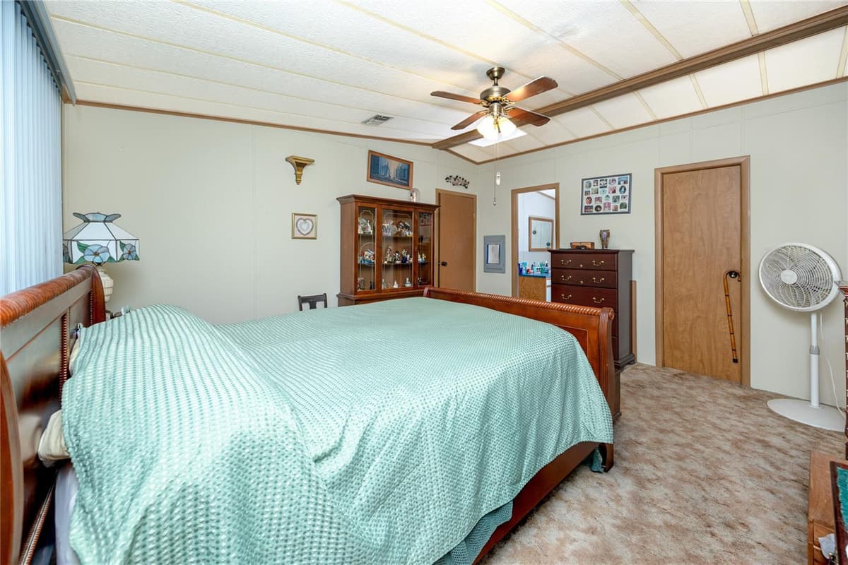 6821 AMERICANA DRIVE — photo 29 of 59