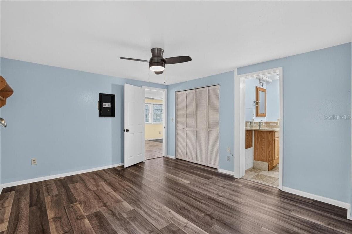 524 SPRING AVENUE — photo 10 of 38
