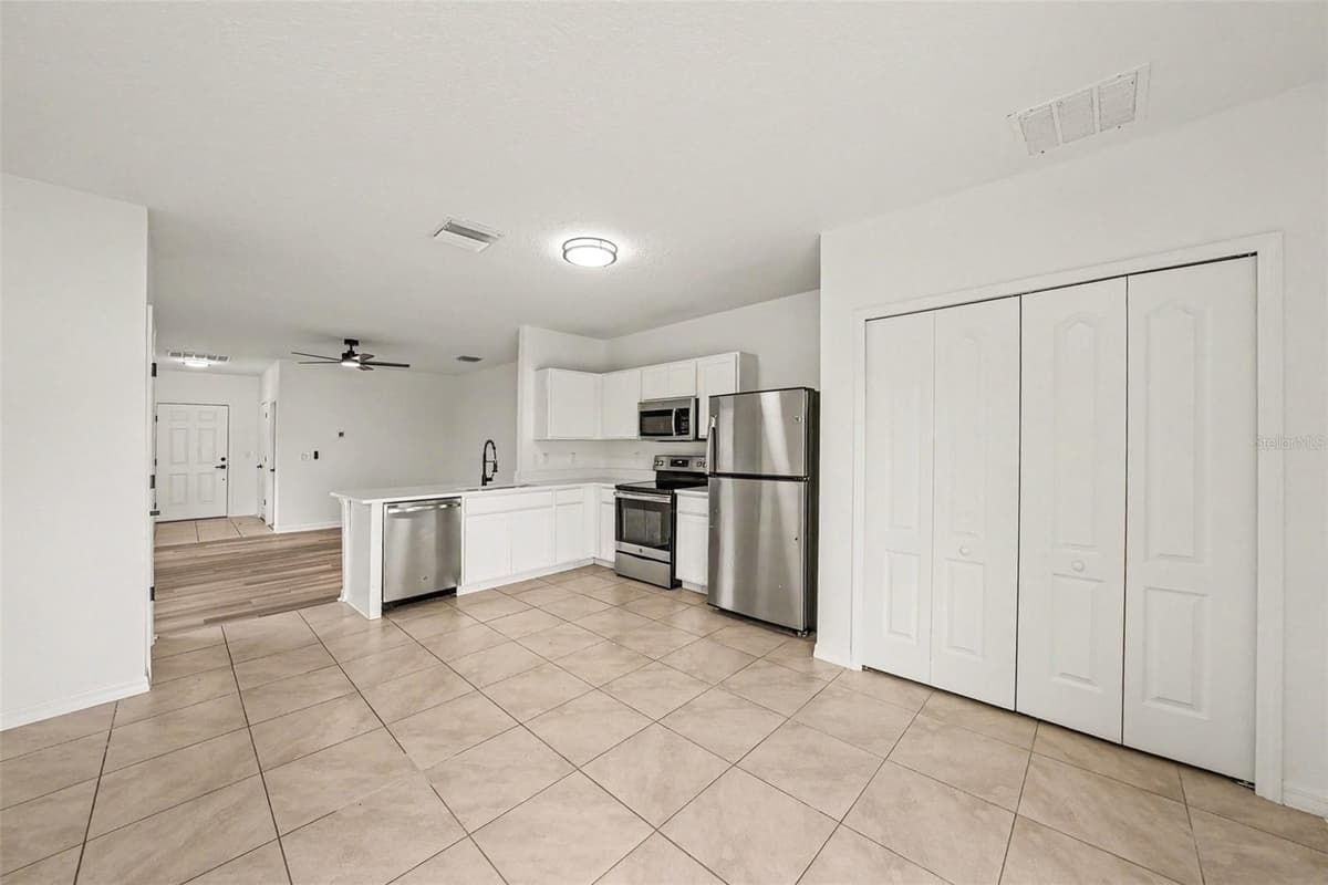 14433 HADDON MIST DRIVE — photo 10 of 24