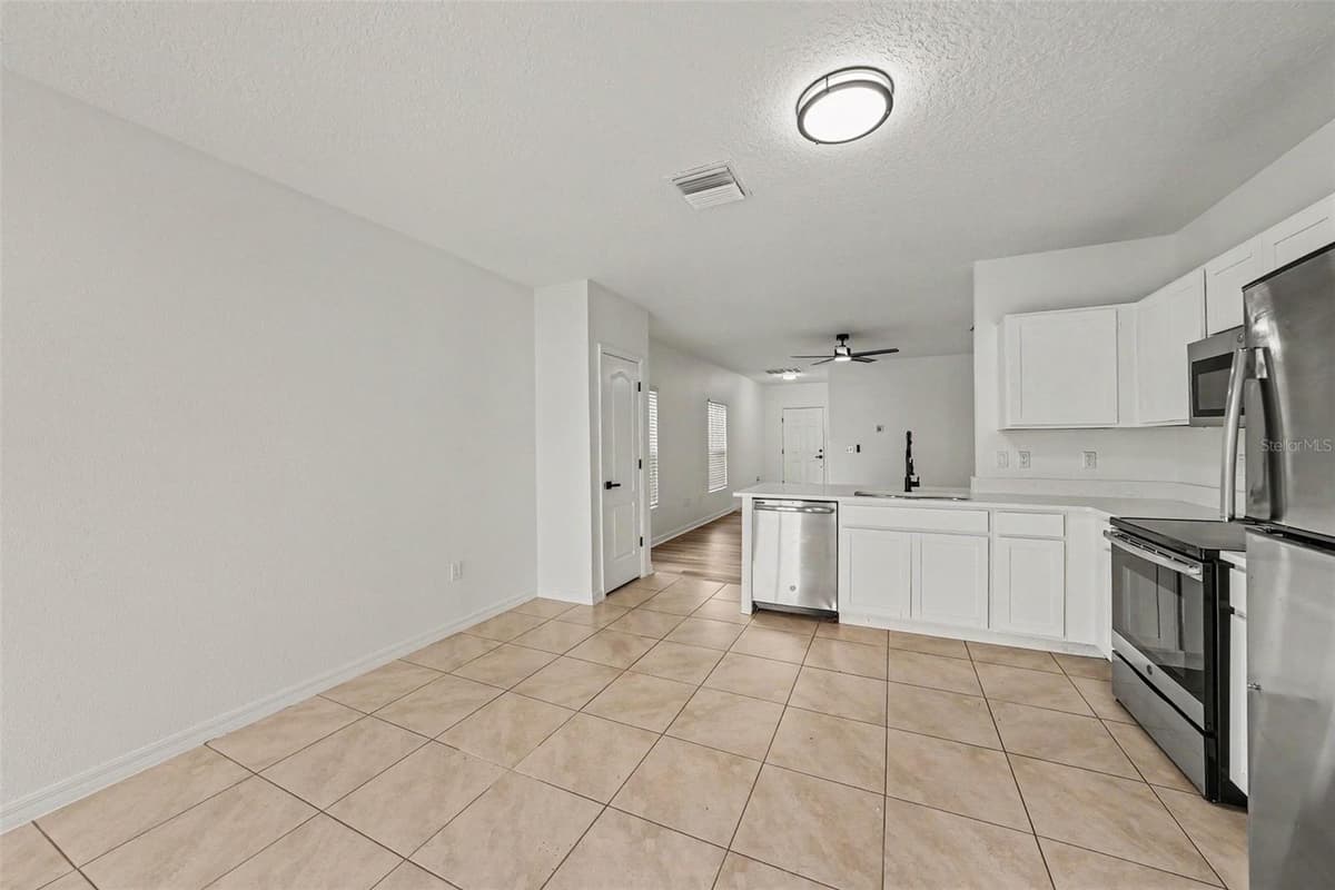 14433 HADDON MIST DRIVE — photo 7 of 24