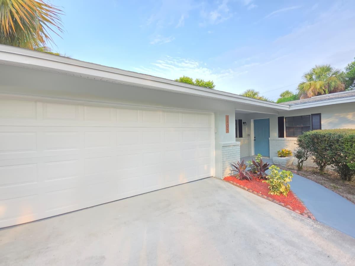 1405 COUNTRY CLUB BOULEVARD — photo 4 of 22