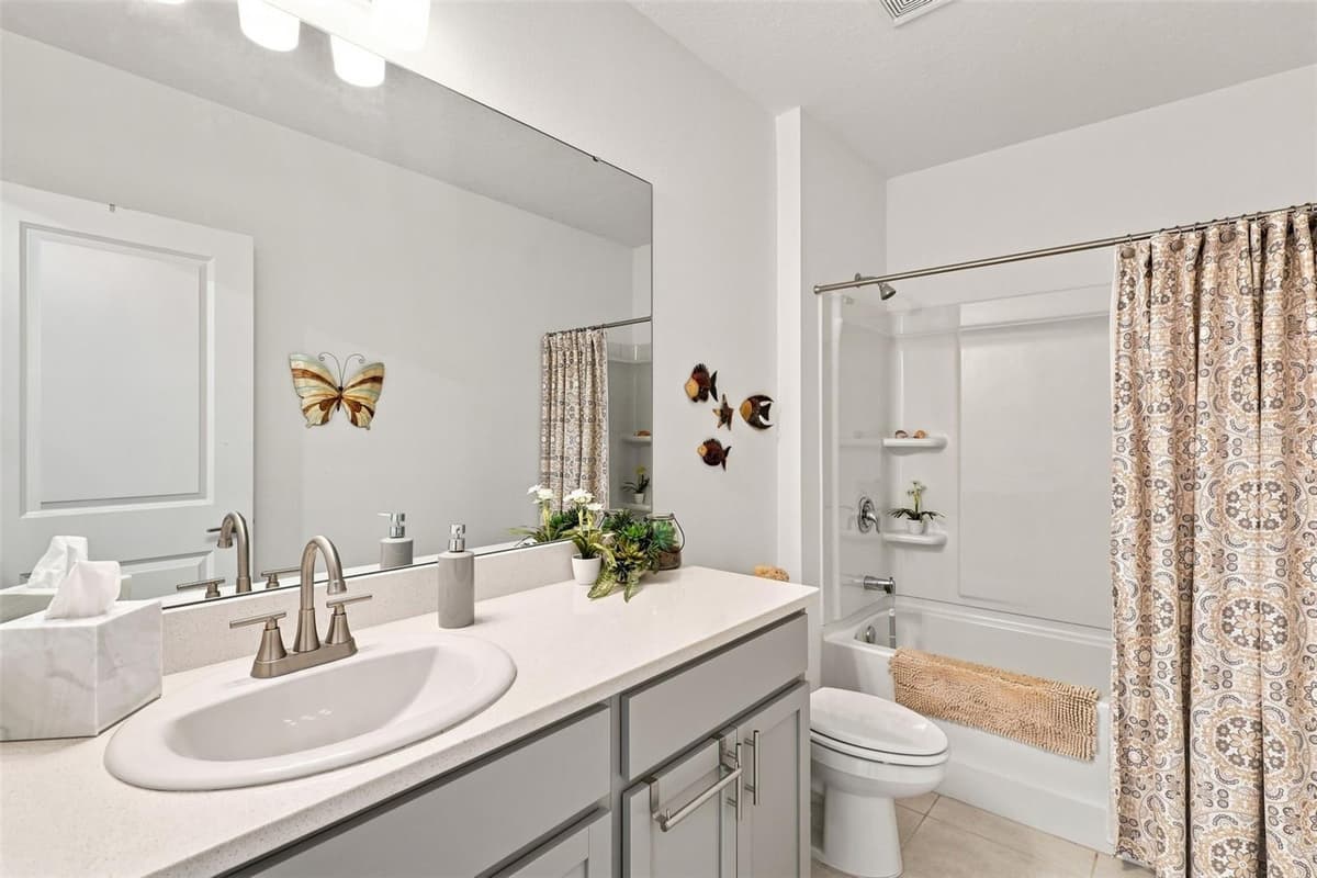 124 CITRINE LOOP — photo 7 of 19