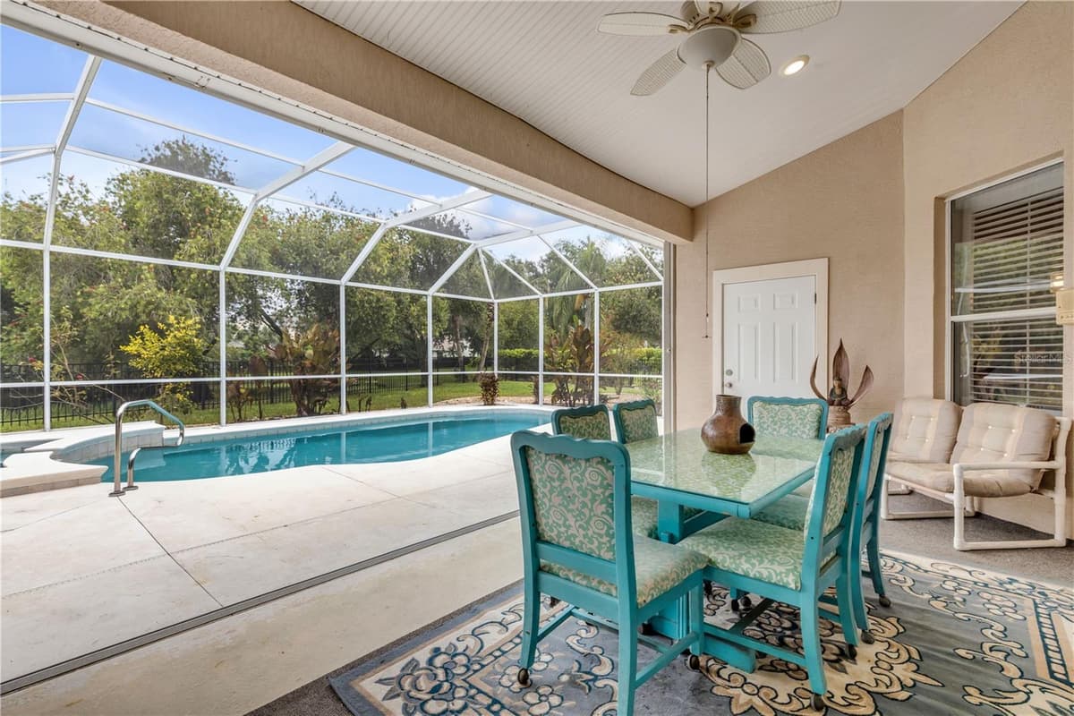 6095 SUMMERLAKE DRIVE — photo 30 of 39