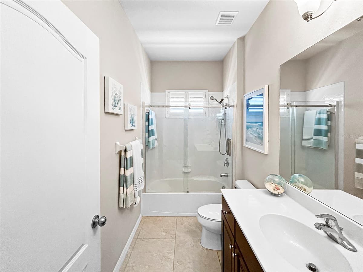 4548 29TH AVENUE CIRCLE — photo 32 of 41