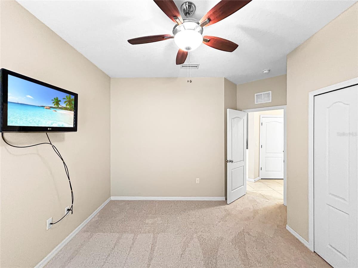 4548 29TH AVENUE CIRCLE — photo 37 of 41