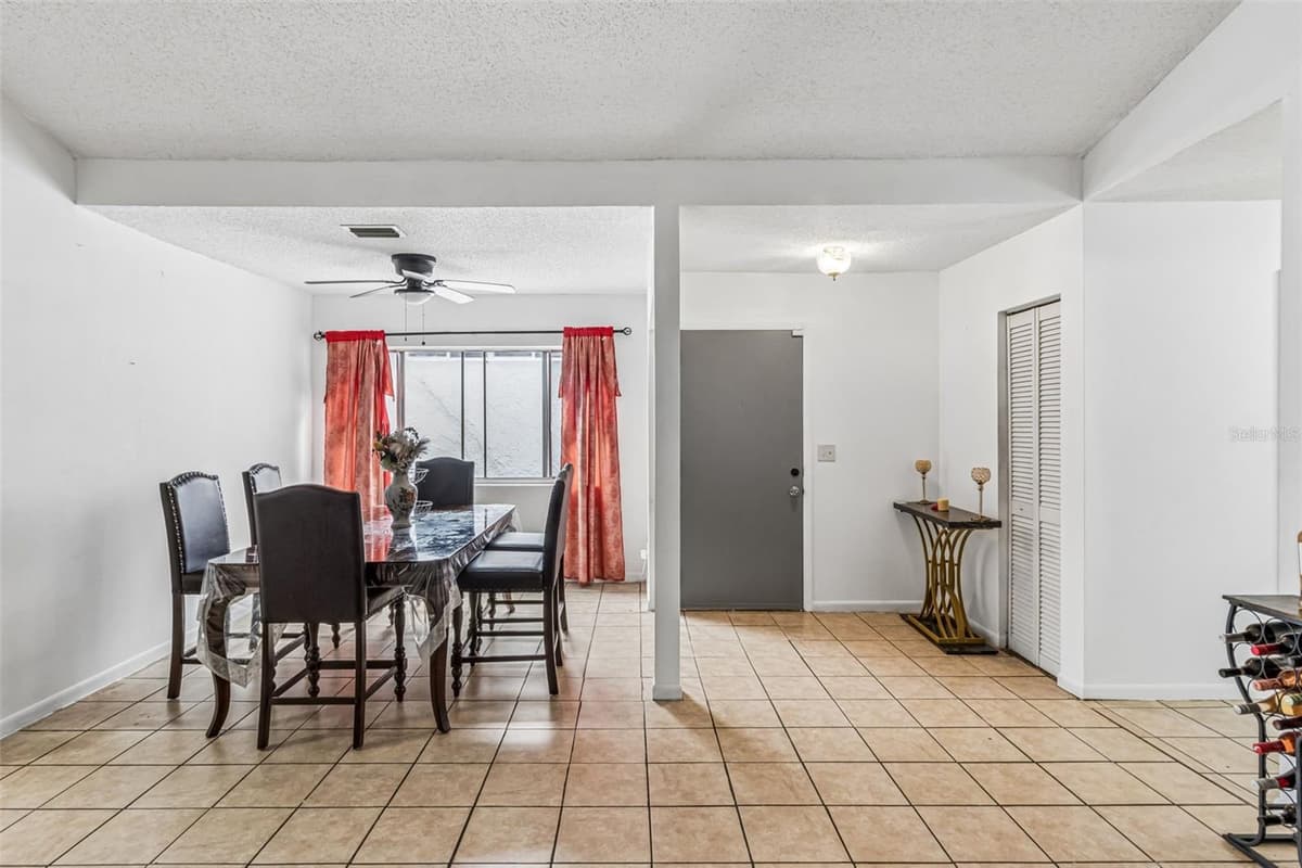 271 MARIPOSA — photo 4 of 20