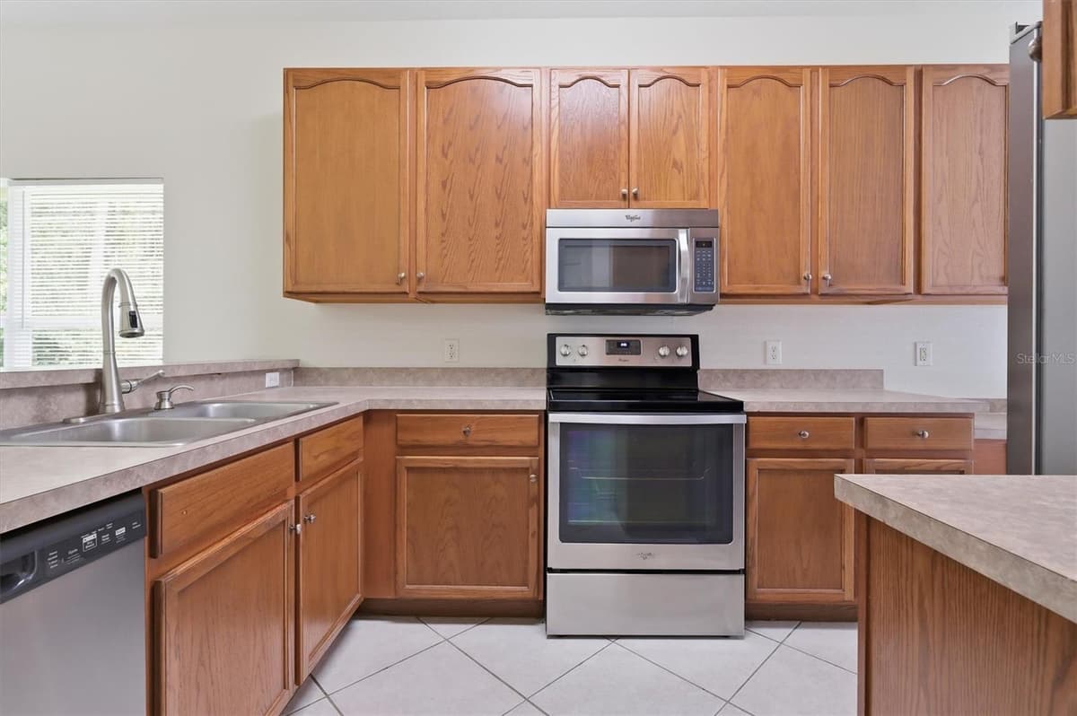 20221 VINTAGE OAKS PLACE — photo 12 of 45