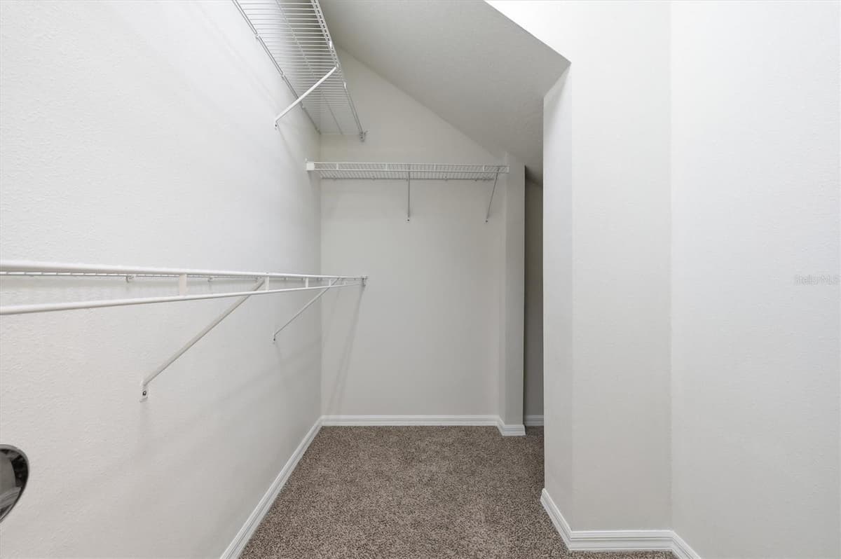 20221 VINTAGE OAKS PLACE — photo 22 of 45