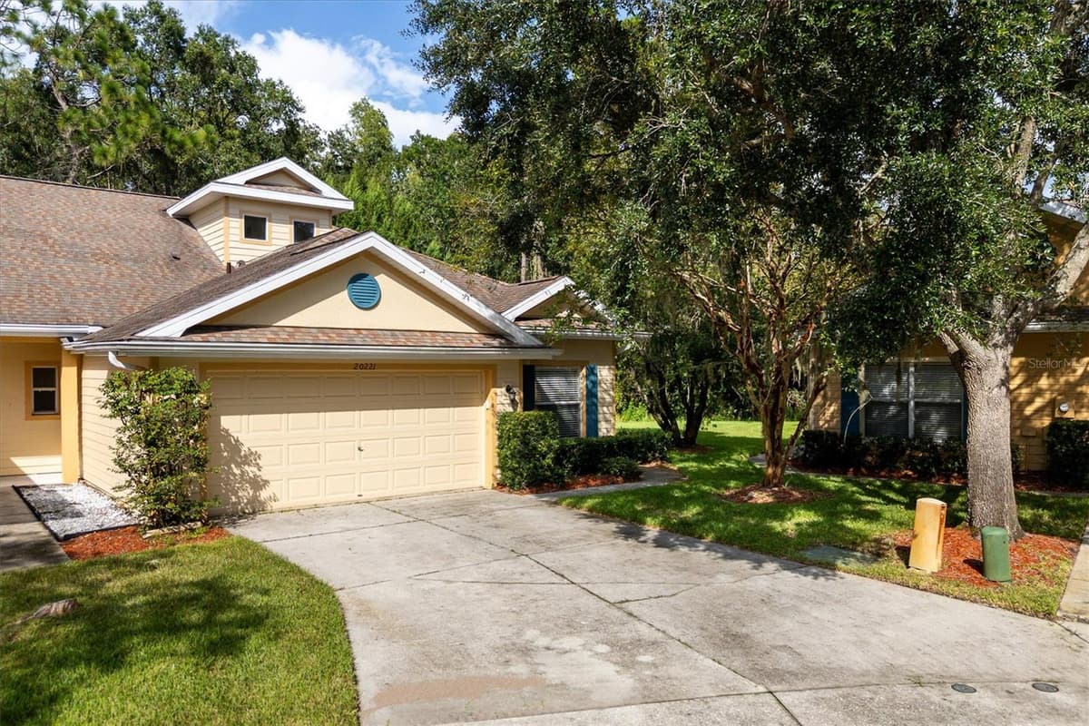 20221 VINTAGE OAKS PLACE — photo 35 of 45