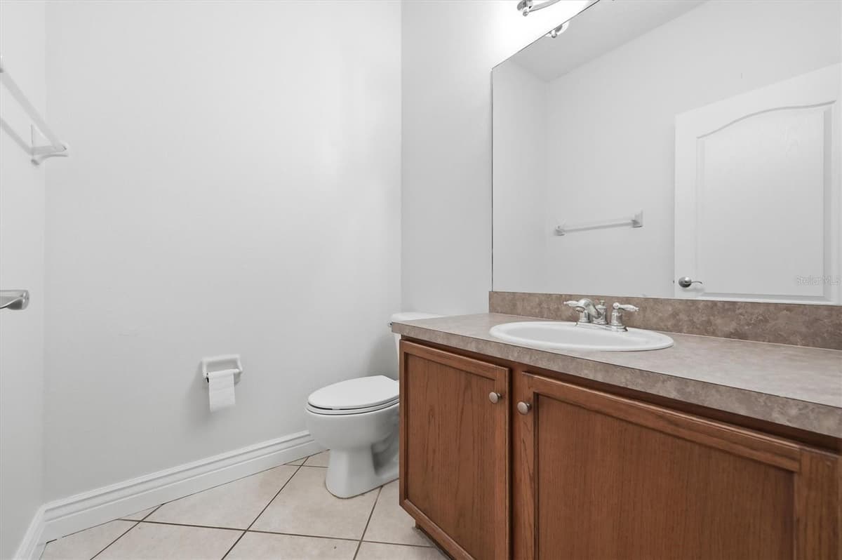 20221 VINTAGE OAKS PLACE — photo 31 of 45