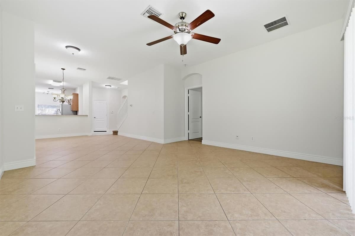 20221 VINTAGE OAKS PLACE — photo 8 of 45
