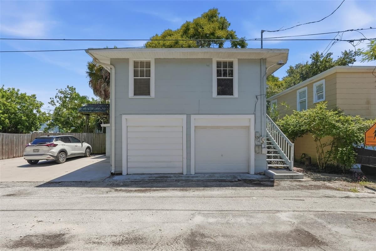 4227 2ND AVENUE — photo 35 of 38