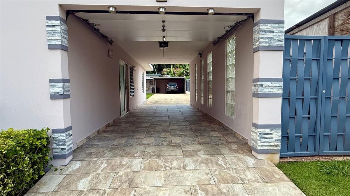 WD Colina de Lourdes FLORIDA AFUERA WD COLINAS DE LOURDES SECTOR LOT 4 — photo 3 of 16
