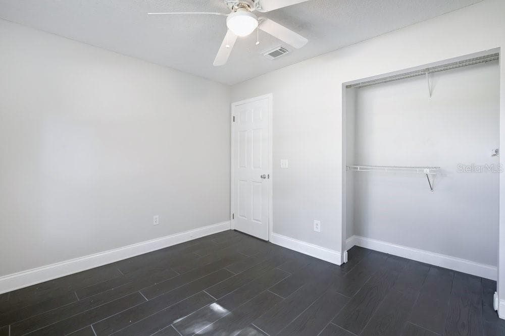 156 LAKE DRIVE — photo 19 of 30