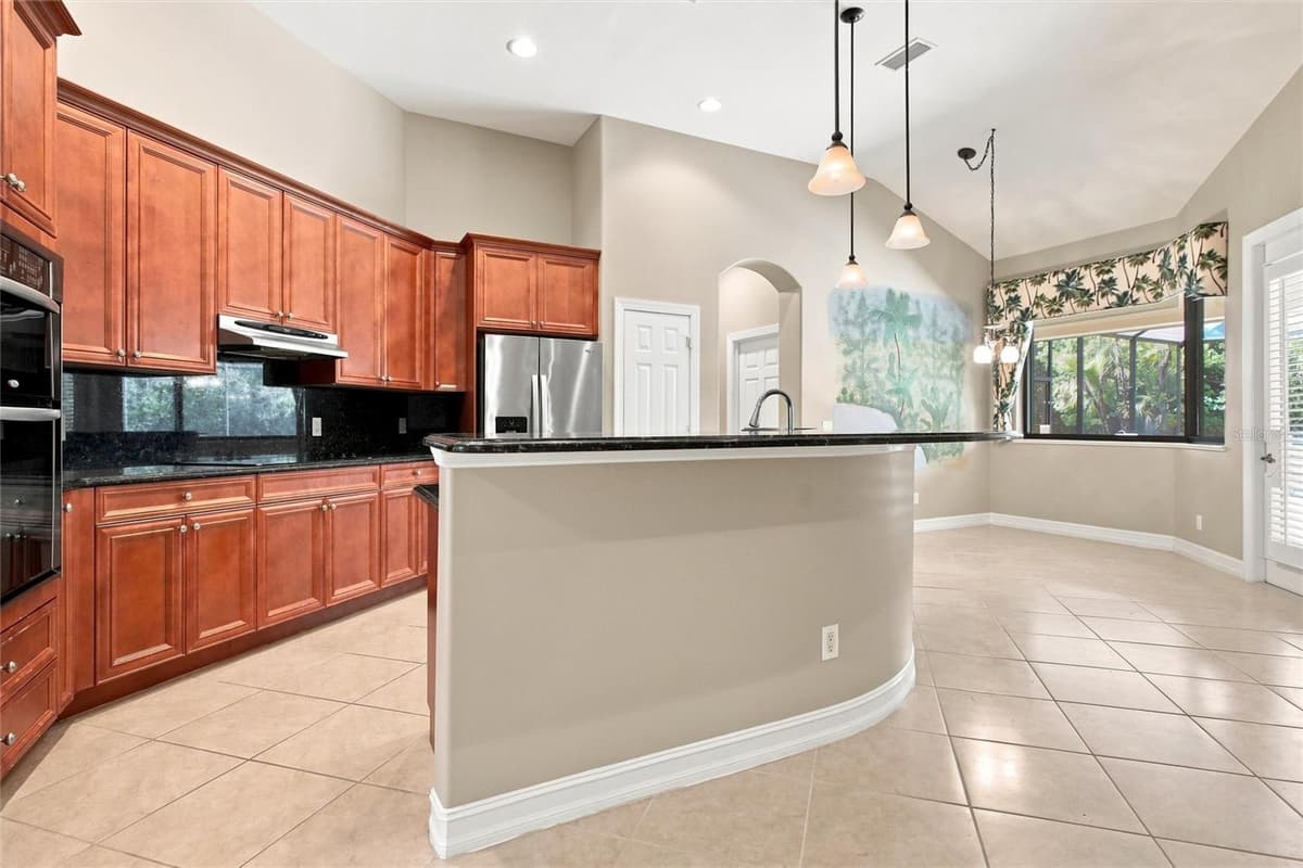 9295 TRIESTE DRIVE — photo 24 of 78