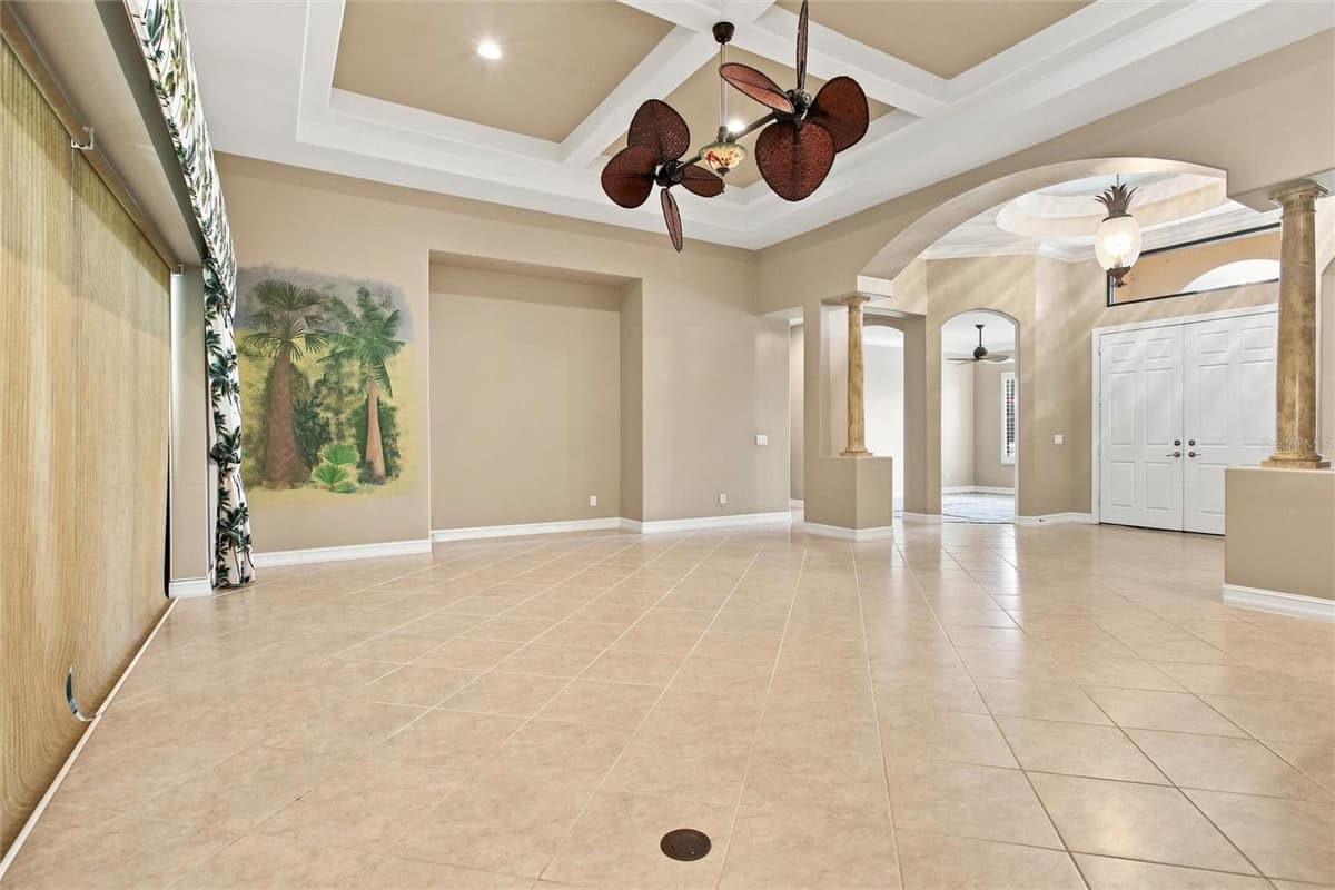 9295 TRIESTE DRIVE — photo 35 of 78