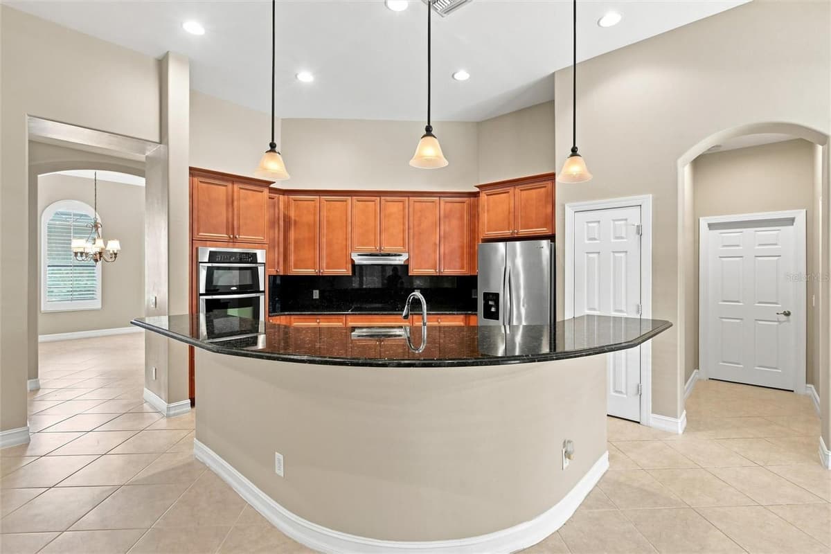 9295 TRIESTE DRIVE — photo 25 of 78