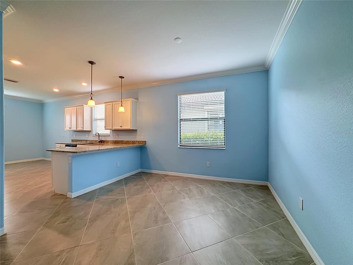 10185 COLUBRINA DRIVE — photo 7 of 59
