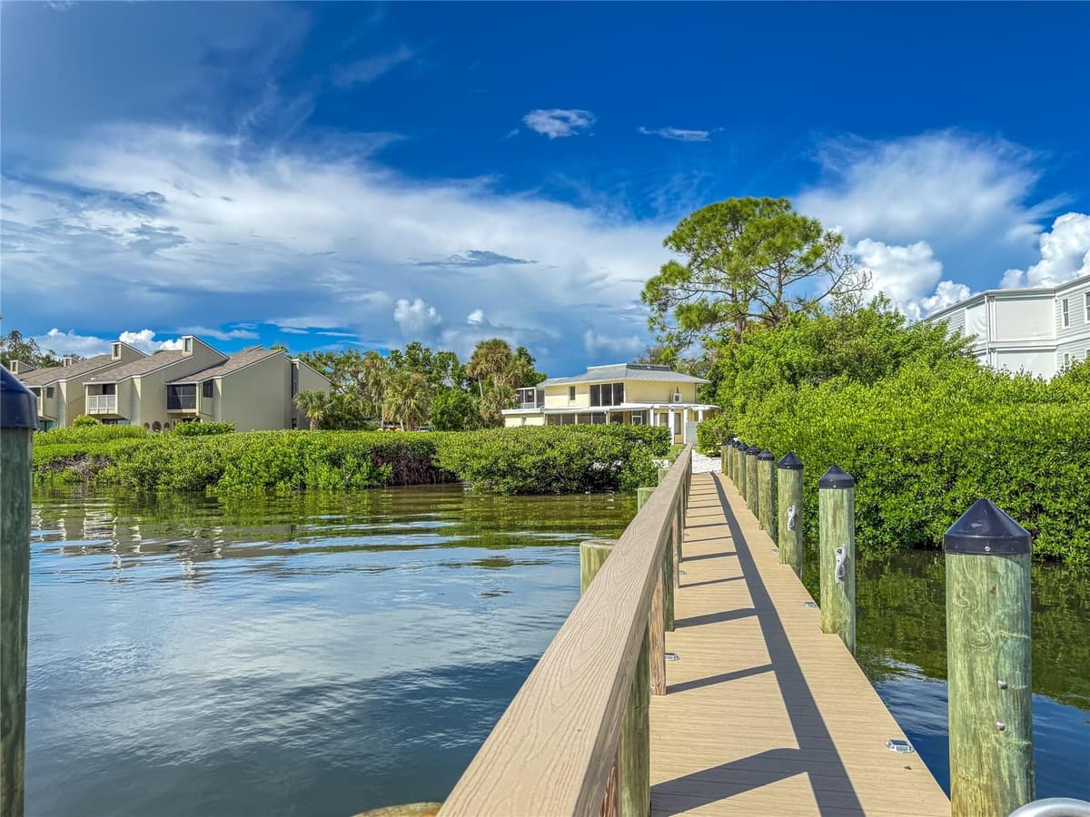 5310 GULF OF MEXICO DRIVE — photo 42 of 46