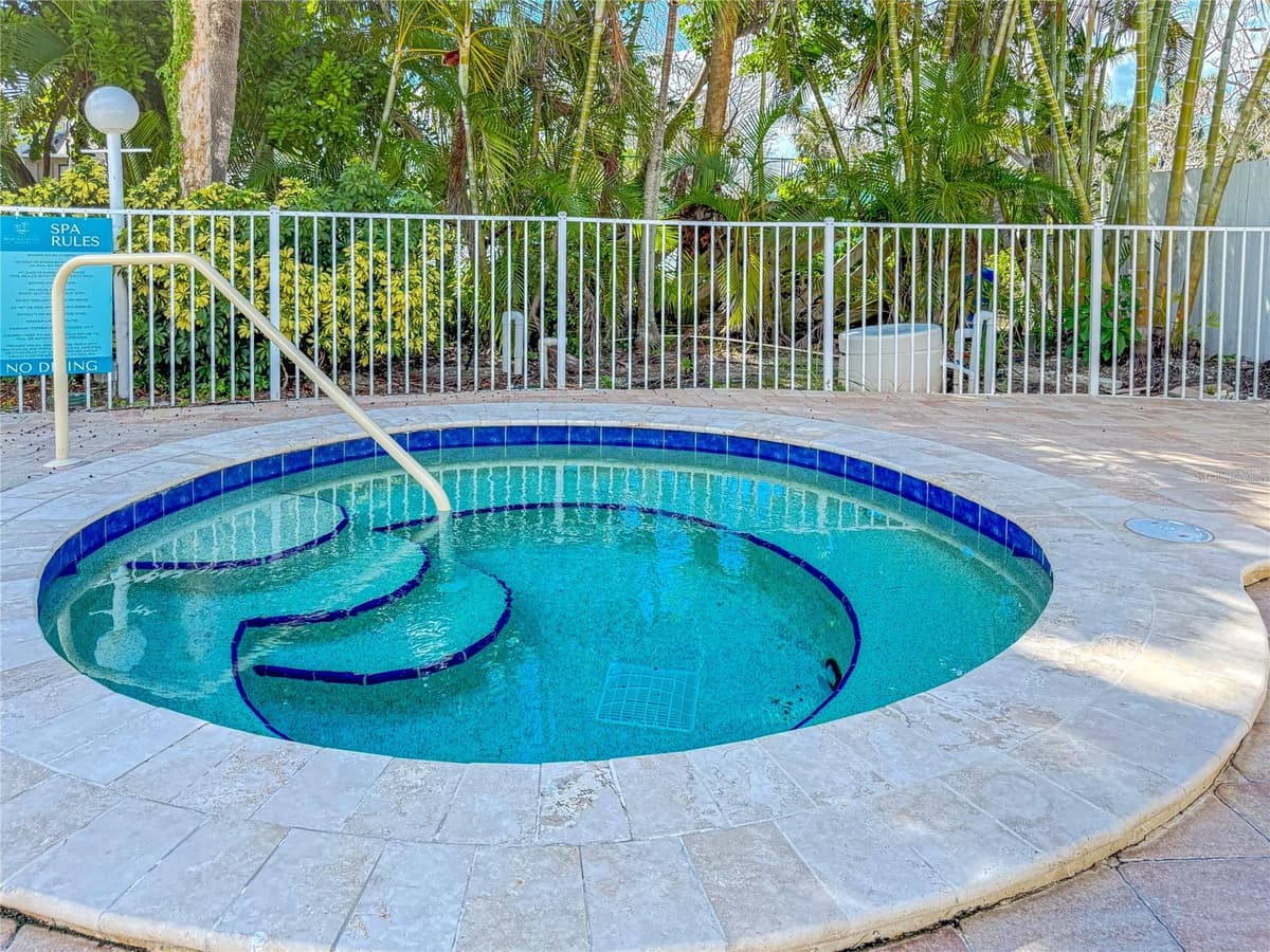 5310 GULF OF MEXICO DRIVE — photo 25 of 46