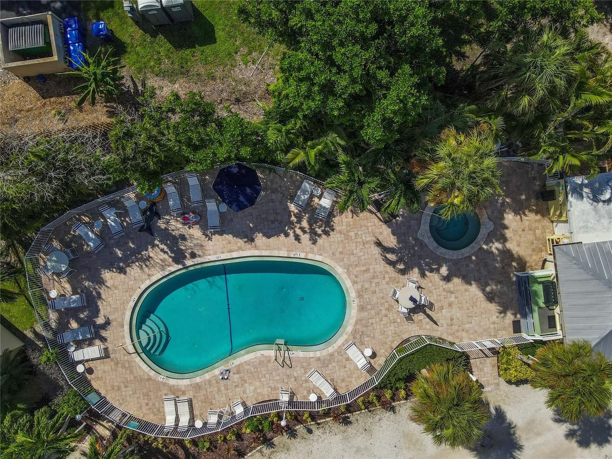 5310 GULF OF MEXICO DRIVE — photo 24 of 46