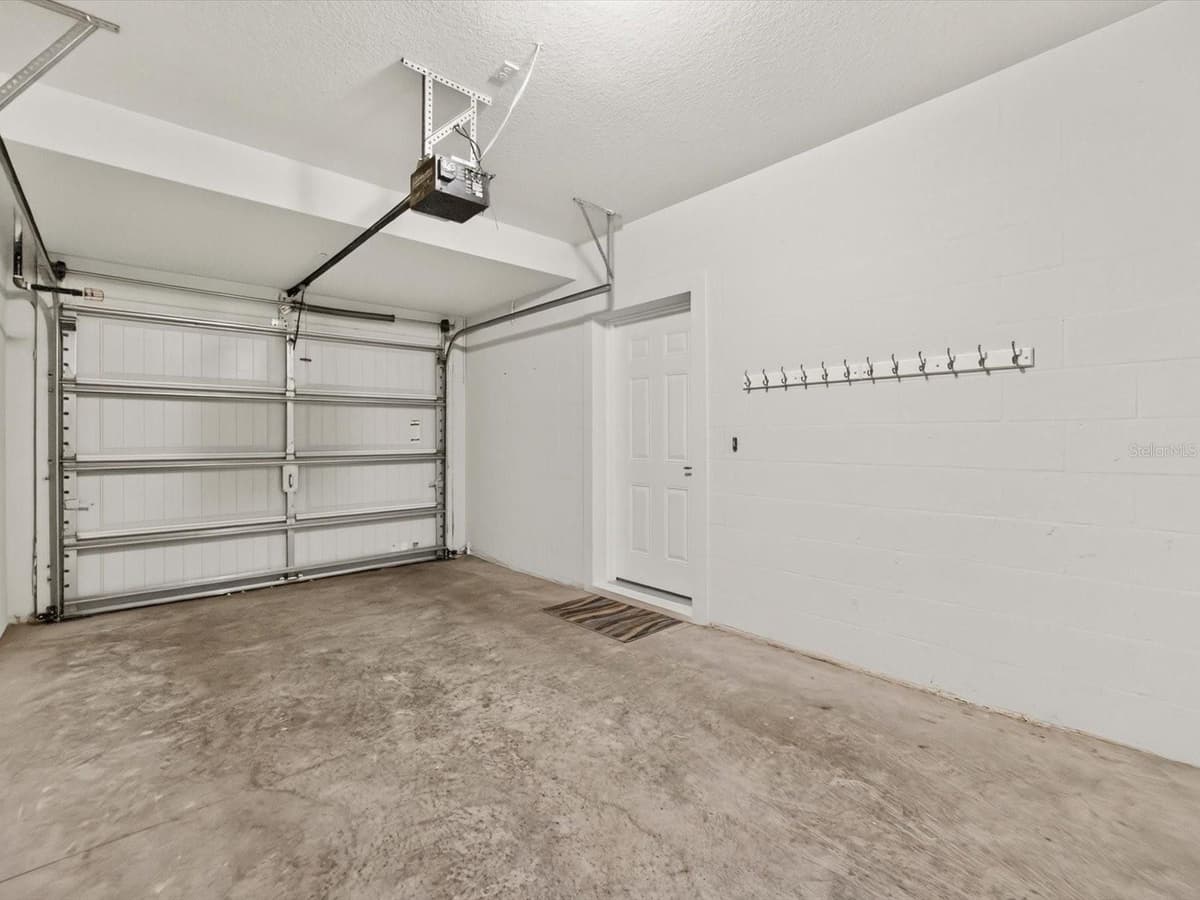 1218 BELLA CARA COURT — photo 32 of 45