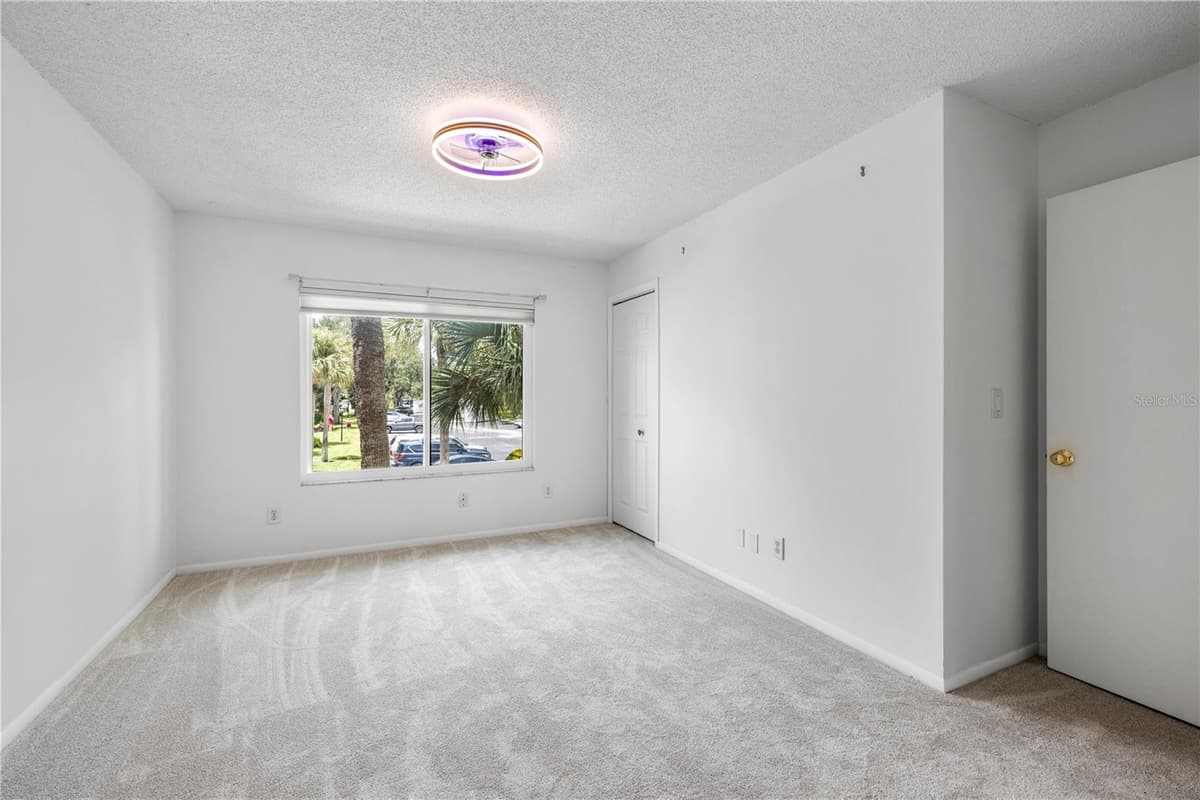 428 MOORINGS COVE DRIVE — photo 22 of 57