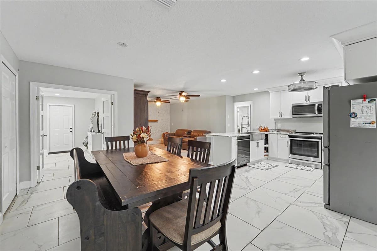 11635 131ST STREET — photo 15 of 56