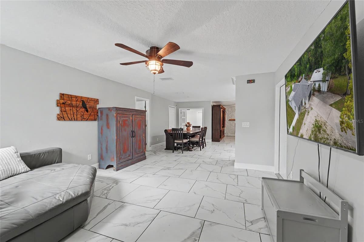 11635 131ST STREET — photo 14 of 56