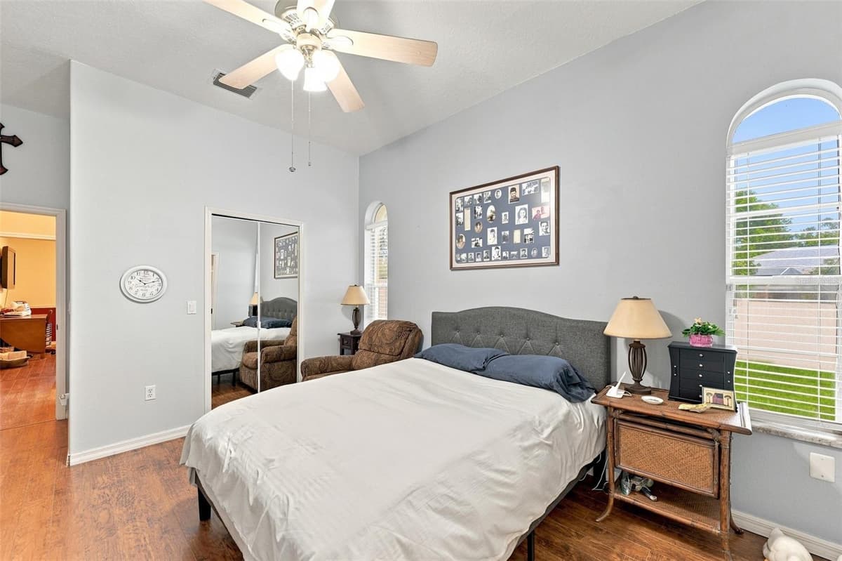 18416 AUTUMN LAKE BOULEVARD — photo 23 of 53